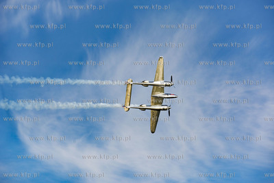 Red Bull Konkurs Lotów w Gdyni. Nz. Amerykański bombowiec...