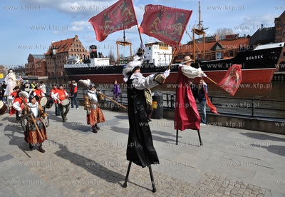 Gdansk Areopag. Slawa. Spacer sladami slawy czyli sladami...