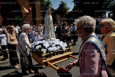 Uroczystosci i procesja Bozego Ciala w parafii sw....