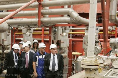 Wizyta w Lotosie  Ministra Gospodarki RP Piotra Wozniaka....