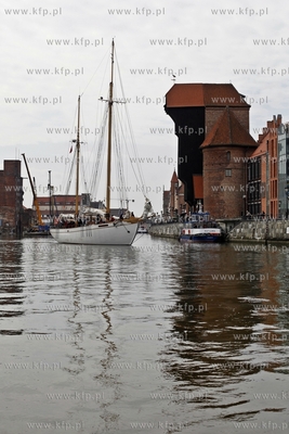 Zatoka Gdanska. Proba morska wyremontowanego zaglowca...