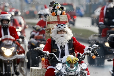 Gdansk. Ul.Marynarki Polskiej. XII edycja parady Mikolaje...