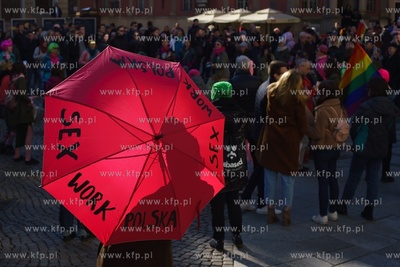 Gdańsk. 16. Manifa 2020 pod hasłem "Kobiety i Ziemia...