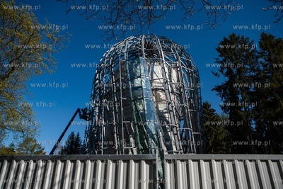 Budowa palmiarni w Parku Oliwskim. 20.04.2020 fot /...