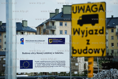 Gdansk. Budowa ulicy Nowej Lodzkiej oraz nowej lini...