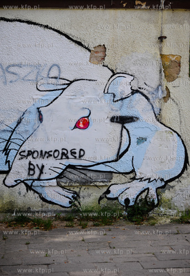 Gdansk Oliwa. Niszczejacy budynek po dawnej piekarni...