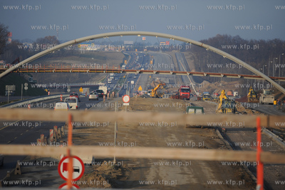 Gdansk. Budowa wezla drogowego Karczemki i trasy WZ....