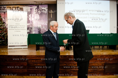Gdansk. Historyczna sala BHP. Wreczenie odznaczen panstwowych,...