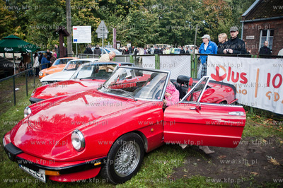 Gdansk Oliwa. Kuznia Wodna. Impreza pt. Pokaz Aut 2012.
Nz...