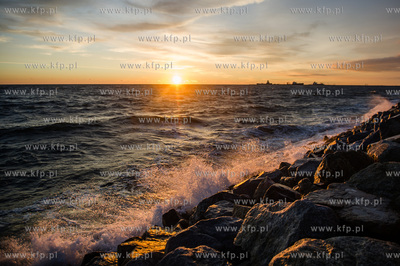 Gdansk. Westerplatte. Wschod slonca. 
01.09.2014
fot....