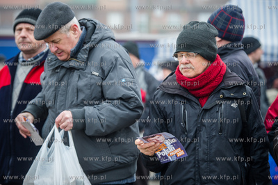 Gdansk. Targowisko - Rynek Elblaska. Spotkanie kandydata...