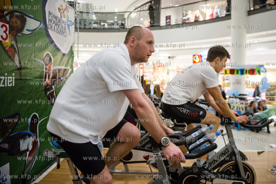 Gdansk. Centrum Handlowe Galeria Baltycka. 24 godzinna...