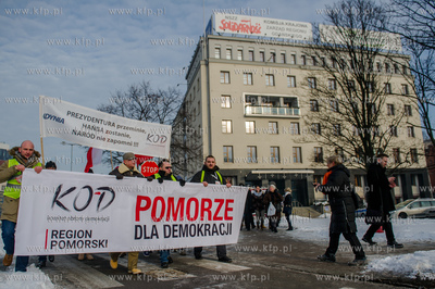 Gdansk. Manifestacja pod haslem W obronie Twojej wolnosci,...