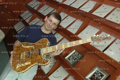 Walenty Rybak z Gdanska - muzyk i bursztynnik tworca...