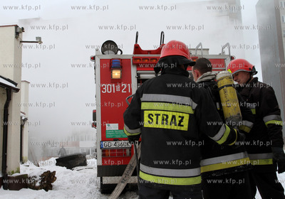 Pozar w sklepie rybnym na Gdanskim osiedlu Morena,...