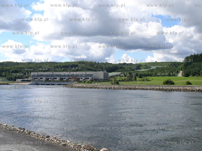 Elektrownia Wodna Zarnowiec - najwieksza w Polsce elektrownia...