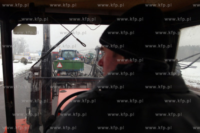 Protest rolnikow z powiatow chojnickiego i tucholskiego...