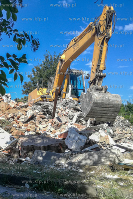 Rozbiórka budynku na ul. Legnickiej w Gdańsku. 04.07.2018...
