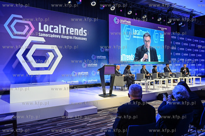 Sopot. Centrum Konferencyjne Sheraton. Samorzadowy...