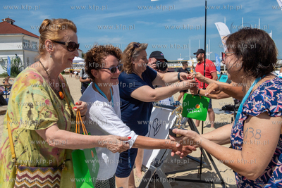 Wyścig pływacki dookoła mola w Sopocie. 20.07.2024....