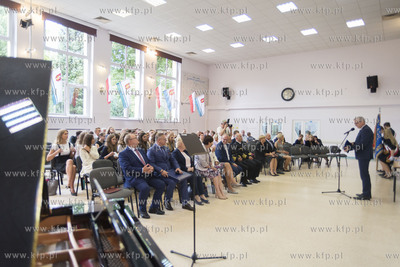 Jubileuszowa uroczystość wręczenia dyplomów matury...