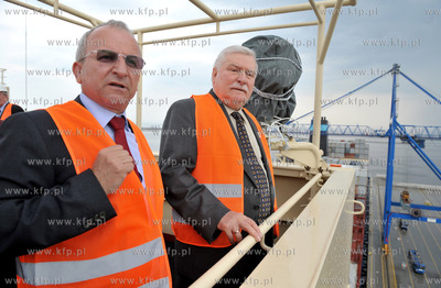 Terminal DCT w Gdansku. Prezydent Lech Walesa, z Prezydentem...