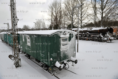 Kartuzy. Dworzec kolejowy PKP. 7.12.2013 Fot.  Konrad...