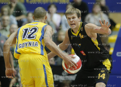 Gdynia. Polska Liga Koszykowki. Mecz Asseco Prokom...