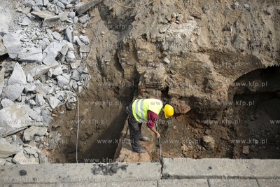 Gdańsk. Budowa tunelu pod ul. Hucisko. Archeolodzy...