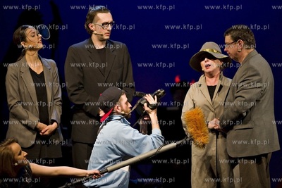 Teatr Miniatura w Gdańsku.  Koncert noworoczny Peron,...