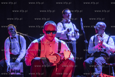 Festiwal Świat Mało Znany. Koncert zespołu Caritas...