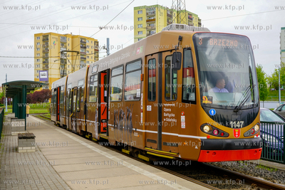 Tramwaj d wag n8c z reklamą Opery Bałtyckiej.   21.05.2021...