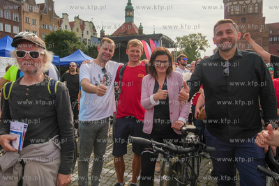 Przejazd rowerowy związany z otwarciem Ekostrady wzdłuż...