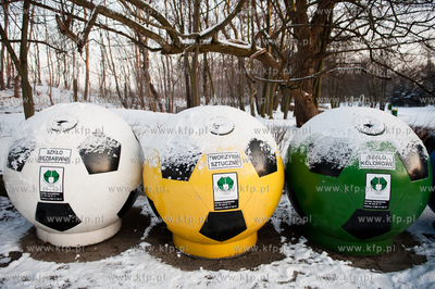 Gdansk. Zimowe mrozne popoludnie w Parku Jelitkowskim....