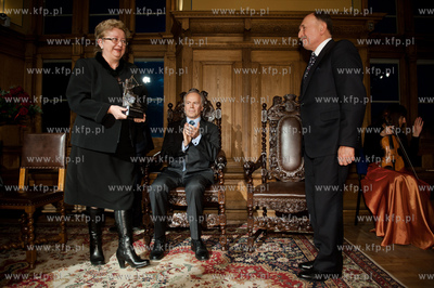 Gdansk. Ratusz Staromiejski. Uroczystosc wreczenia...