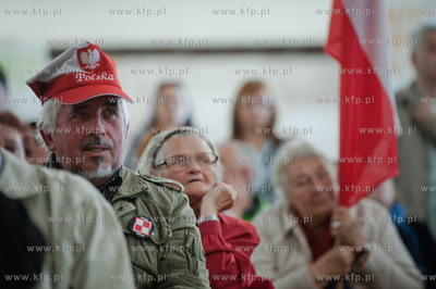 Gdansk. Sala BHP Stoczni Gdanskiej. Otwarte spotkania...