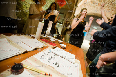 Gdansk. Chinska noc w Muzeum Bursztynu.
]Nz kurs kaligrafii
30.08.2013
fot....