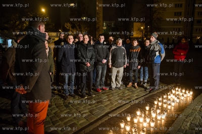 Gdansk. Plac Solidarnosci. Przedstawiciele Mlodziezowki...