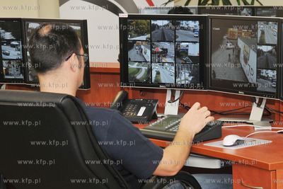 W Miejskim Centrum Zarzadzania Kryzysowego przy ul....