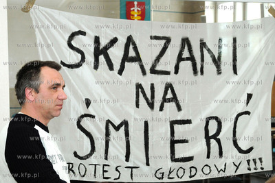 W gdynskim magistracie trwa protest glodowy 6. pracownikow...