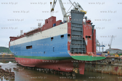 Stocznia Gdynia. Samochodowiec PC/TC Baltic Ace
06.2007
fot....