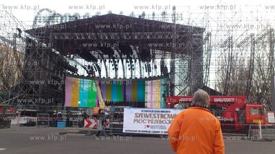 Gdynia. Skwer Kosciuszki. Budowa sceny na Sylwestrowa...