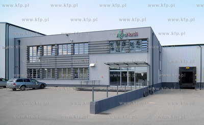 Choczewka. Siedziba spolki Agro-North. 18.06.2012 fot....