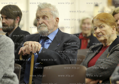 Stocznia Gdanska. Sala BHP. XXXVI Salon Mlodopolski...