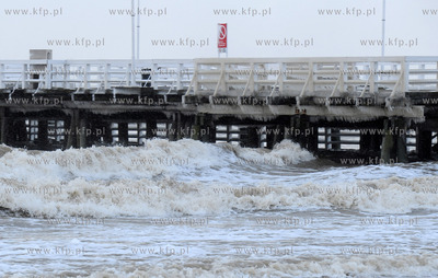 Sopot. Wichura i sniezyca w Sopocie. 05.01.2017 fot....
