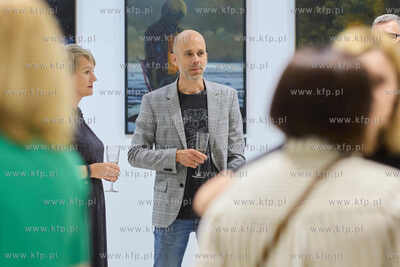 Wystawa obrazów Zdzisława Beksińskiego w Teatrze...