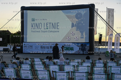 Sopot. Molo. Wystartowala kolejna edycja BNP Paribas...