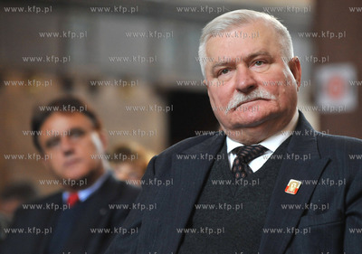 Gdansk, Dwor Artusa. Janina Ochojska, szefowa Polskiej...