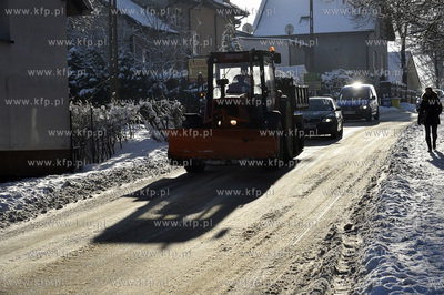 Zima w Żukowie na Kaszubach. Okolice ul. 3 Maja. ...
