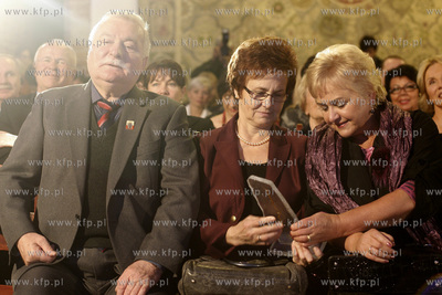 Gdansk. Ratusz Glownomiejski. Lech Walesa otrzymal...